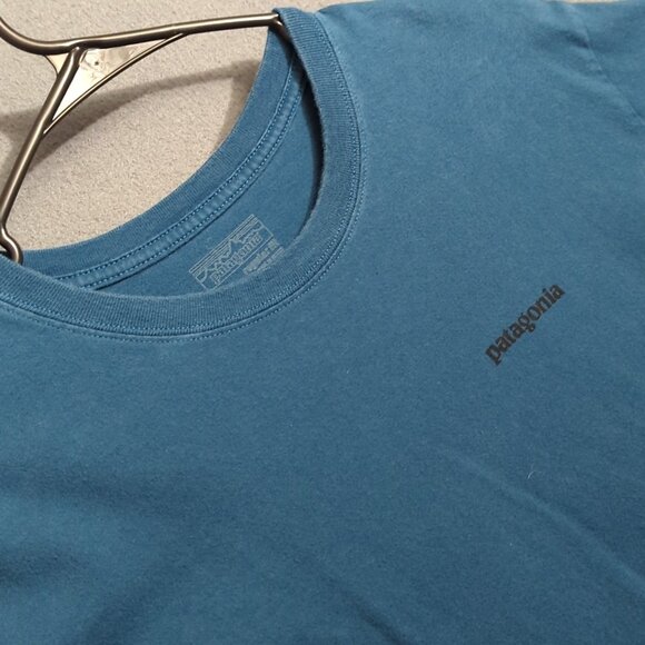 Patagonia T-Shirt Men's L Blue Regular Fit Long Sleeve Tee - Picture 1 of 12